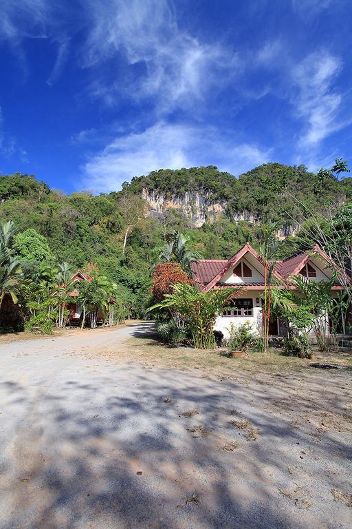 Langu Phupha Resort Сатун Экстерьер фото